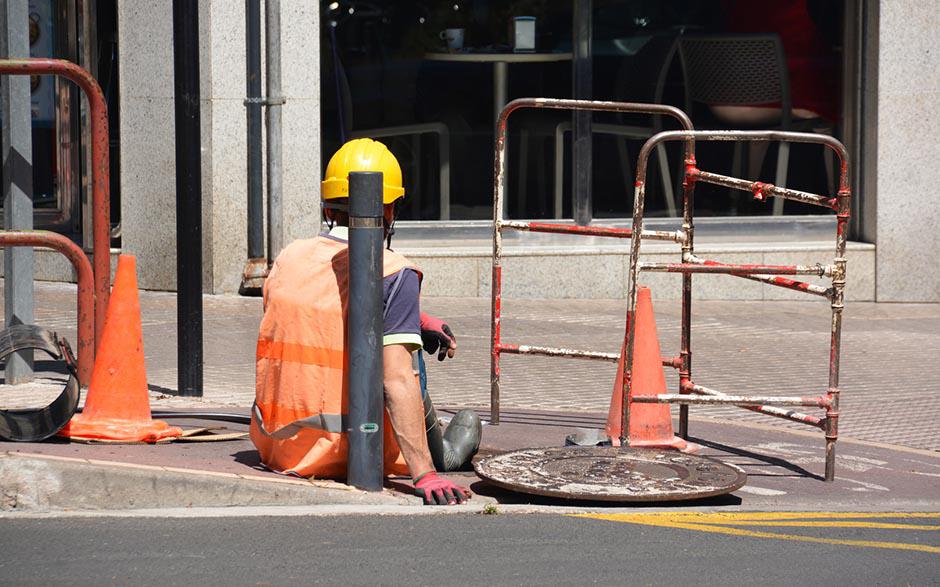 déboucher une toilette sans siphon Suresnes