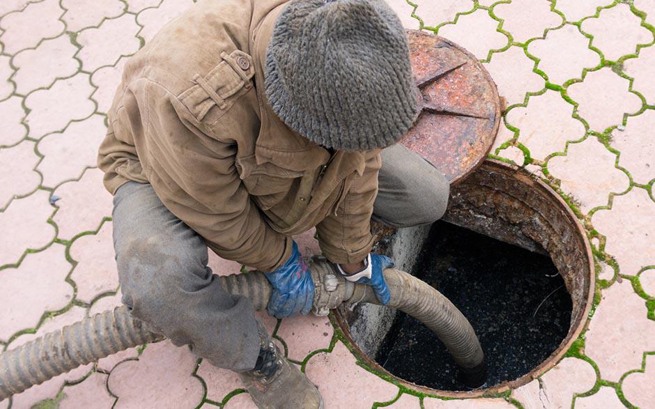 comment déboucher une toilette sans siphon Villemomble